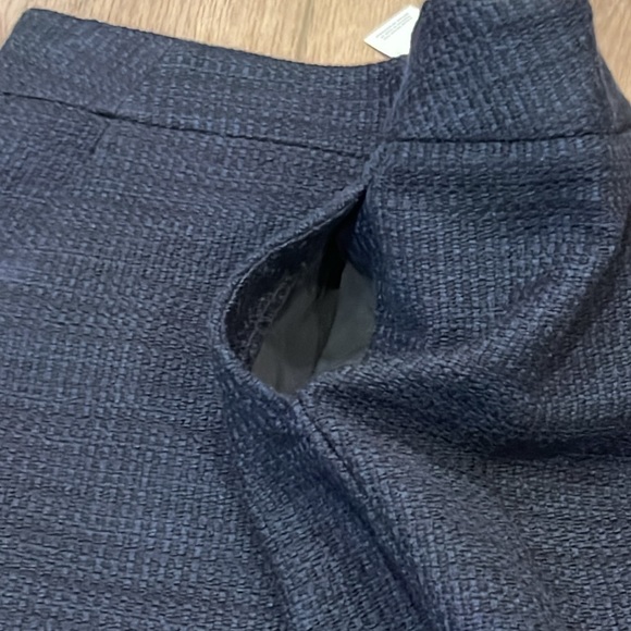 NWT LOFT Navy Blue Woven Sweater Skirt Size 4 Pockets Tweed Career Office - Picture 8 of 16